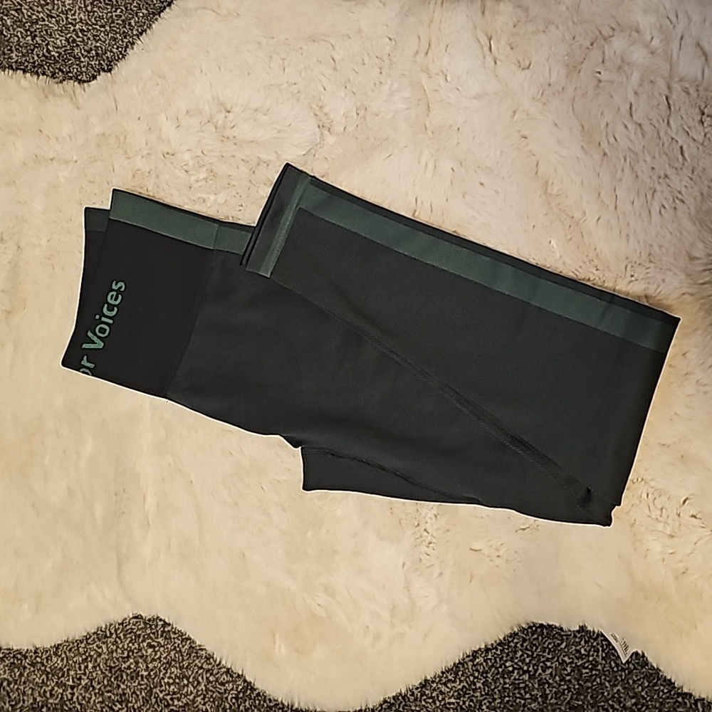Outdoor Voices Black and Green Legging
